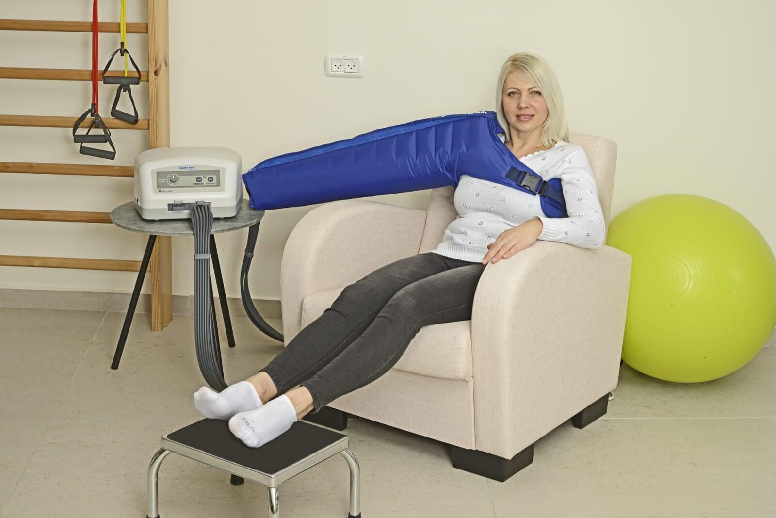 12-CHAMBER ARM GARMENT